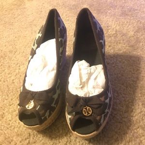 Brand new Tory Burch espadrilles wedge